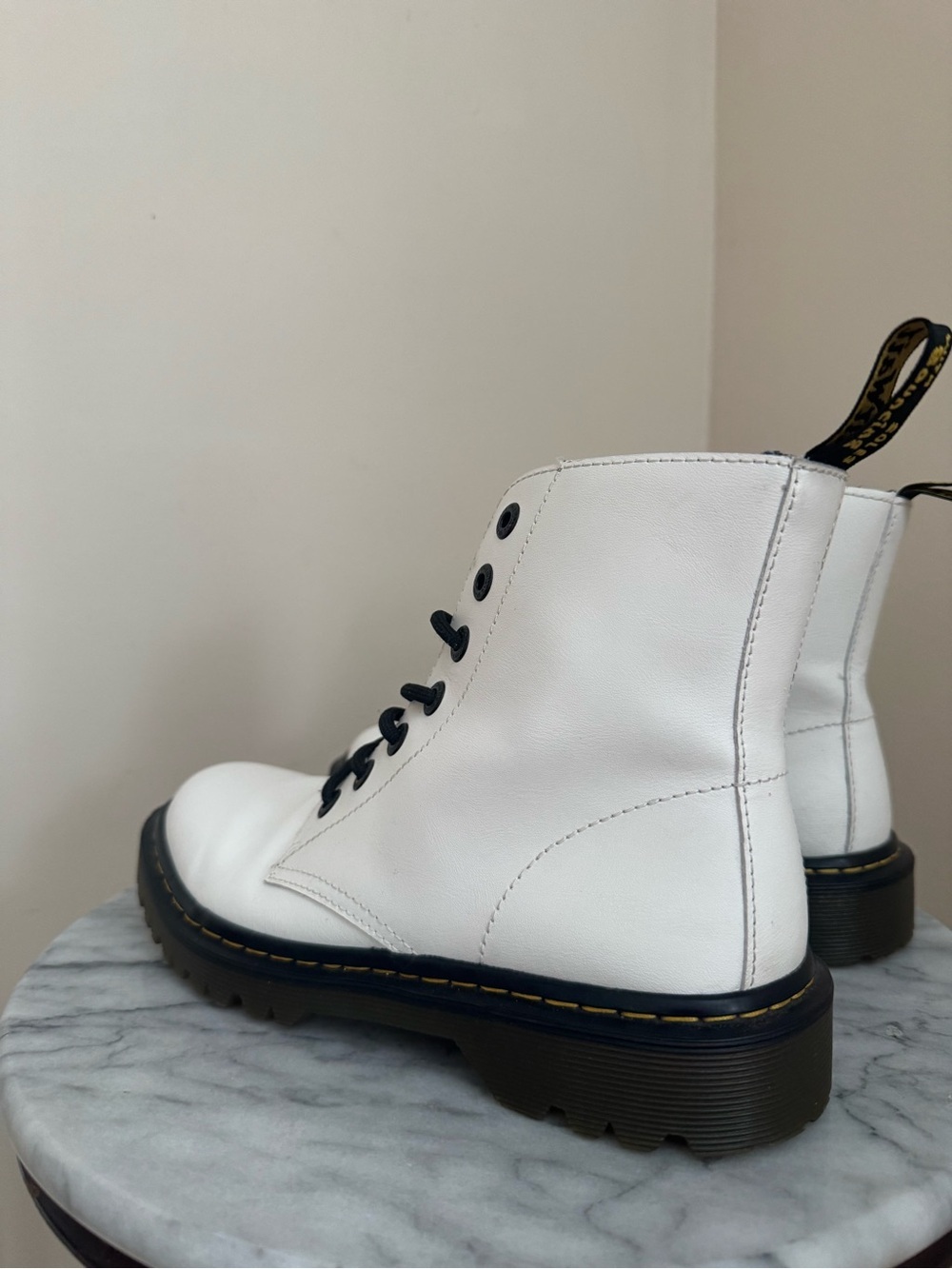 Dr. Martens Luana White Leather Combat Boots Size 8 Women AW004 Lace Up - Picture 4 of 8
